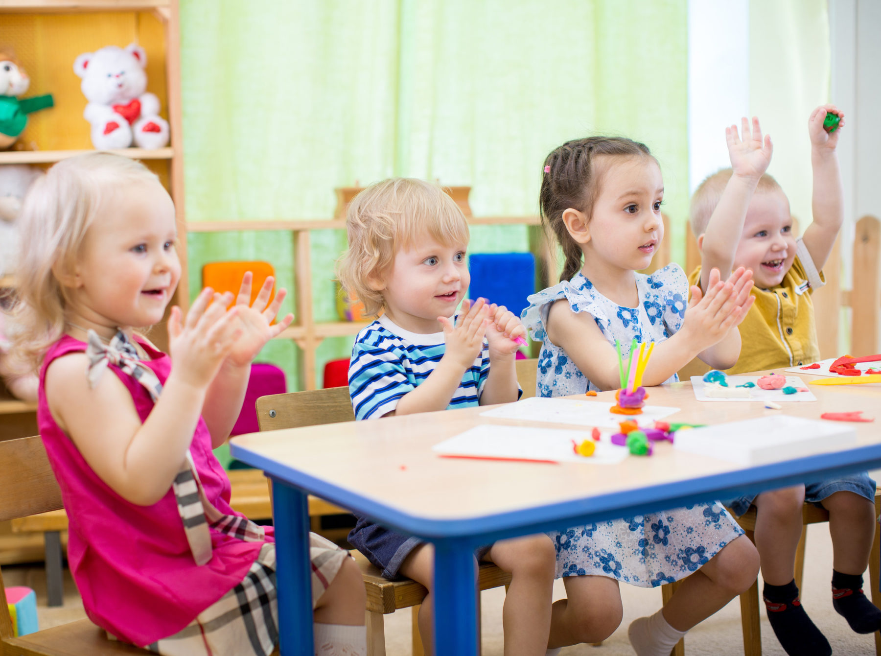 Learn more about daycare workshops En savoir plus sur nos ateliers en garderie