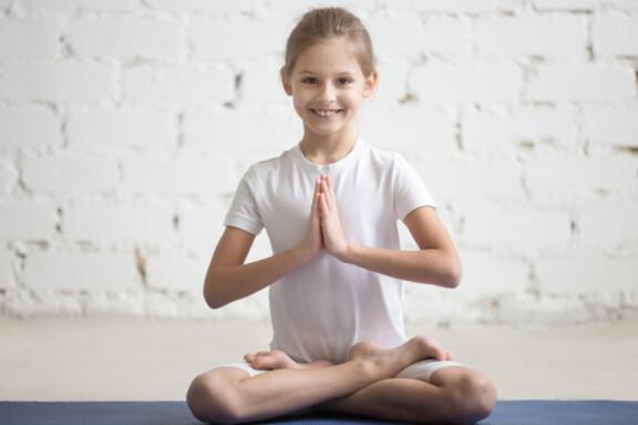 Le Yoga est excellent pour les enfants!